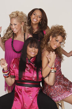 Kiely Williams (left), Sabrina Bryan (middle) and Raven-Symoné and Adrienne Bailon (right) on their 2nd Film set.