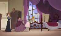 Cinderella2-disneyscreencaps.com-1018