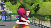 KDA - Snow White loves to hugs with the Boy