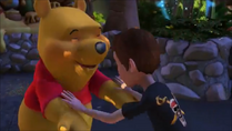 KDA - Winnie the Pooh likes to high five with both two hands