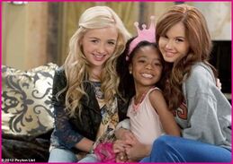 Debby-Ryan-Peyton-List-Skai-Jackson-Jessie