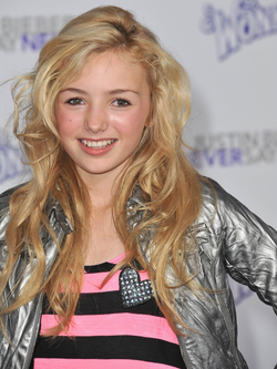 Wiki Fandom Powered By Wikia - Peyton List From Jessie, HD Png Download -  860x860(#1730467) - PngFind