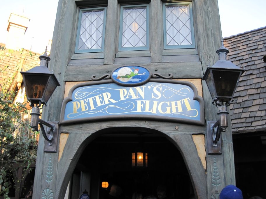 Peter Pan S Flight Disneyland Park Disney Parks Wiki Fandom
