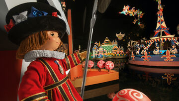 Dolls It s a Small World Disney Parks Wiki Fandom