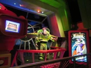 While-in-the-queue-buzz.jpg (46 KB)