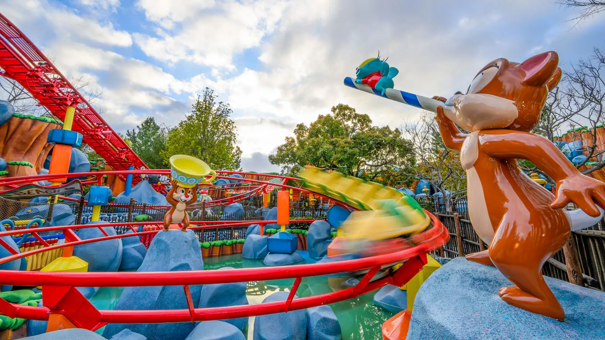 Chip n Dale s GADGETcoaster Disney Parks Wiki Fandom