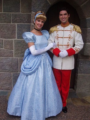 who plays cinderella at disney world