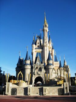 Cinderella Castle of Magic Kingdom Florida.jpg