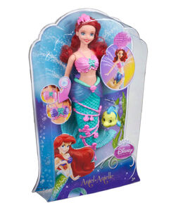 X9396-Disney-Princess-Water-Show-Ariel-Doll-1