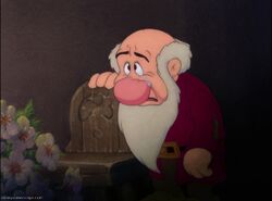 Snowwhite-disneyscreencaps.com-13638