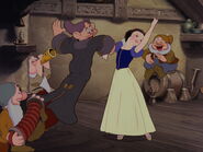 Snow-white-disneyscreencaps.com-6425