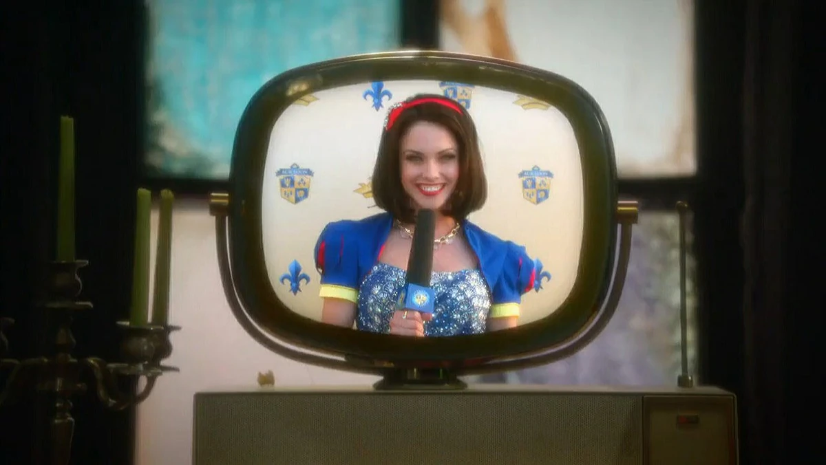 Snow White/Gallery Disney's Descendants Wikia Fandom