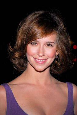 Jennifer Love Hewitt | Disney's The Hunchback of Notre Dame Wiki | Fandom Jennifer Love Hewitt | Disney's The Hunchback of Notre Dame Wiki | Fandom
