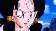 Videl is look confused