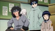 Hinata with her teammates.