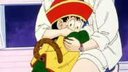 Gohan looking at his tail