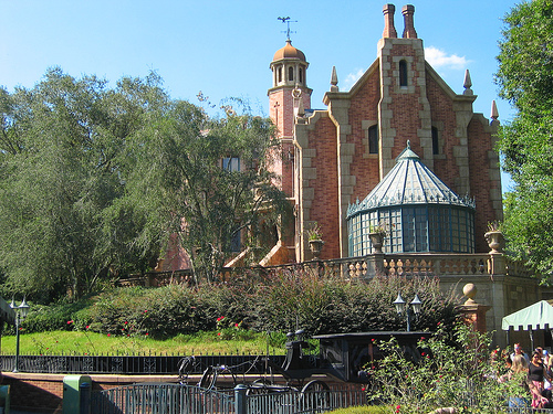 The Haunted Mansion (Walt Disney World), Disney Theme Parks Wiki