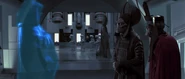 Sidious ending his transmission with Gunray.