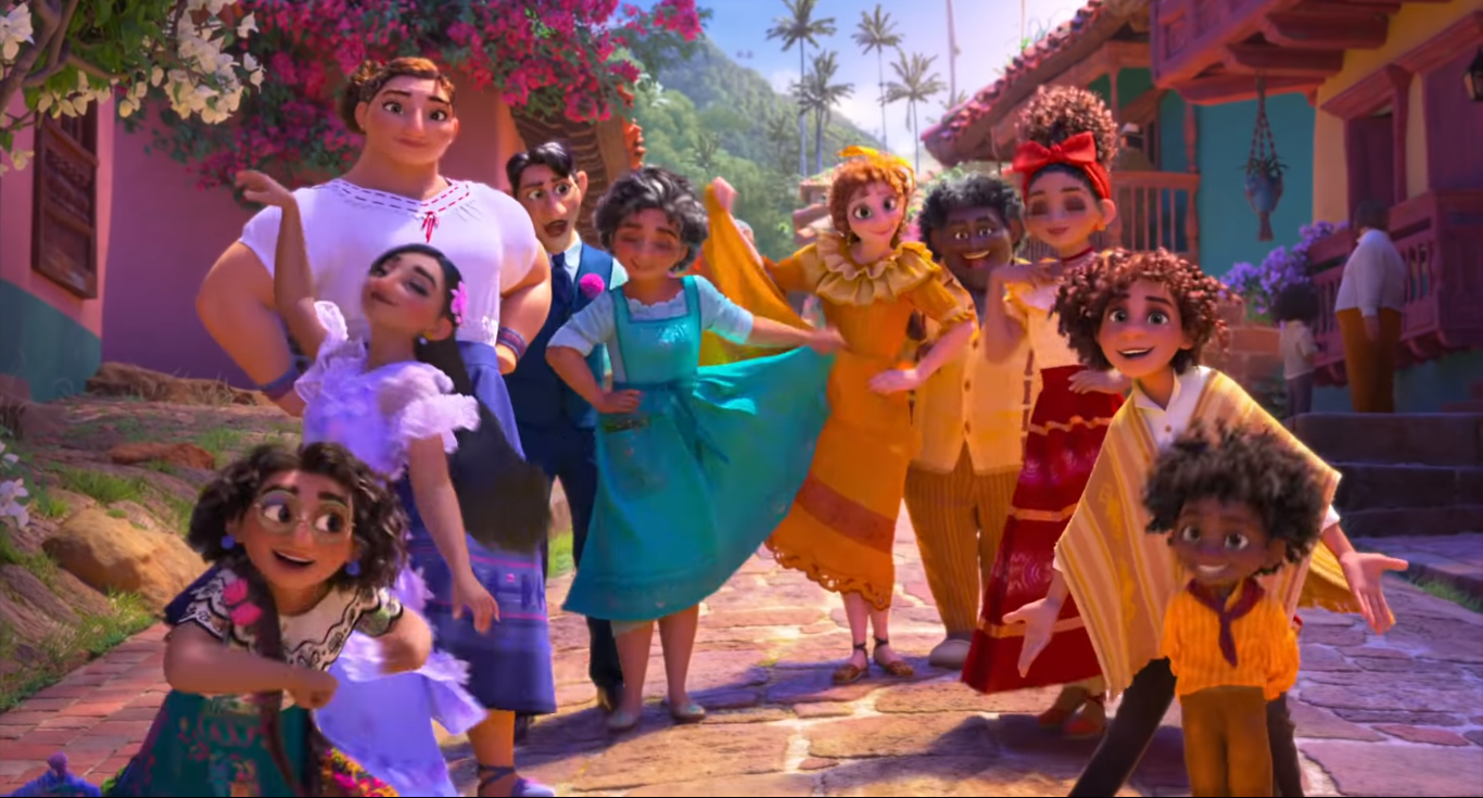 La Casa De Los Madrigal - Encanto - Disney Pixar