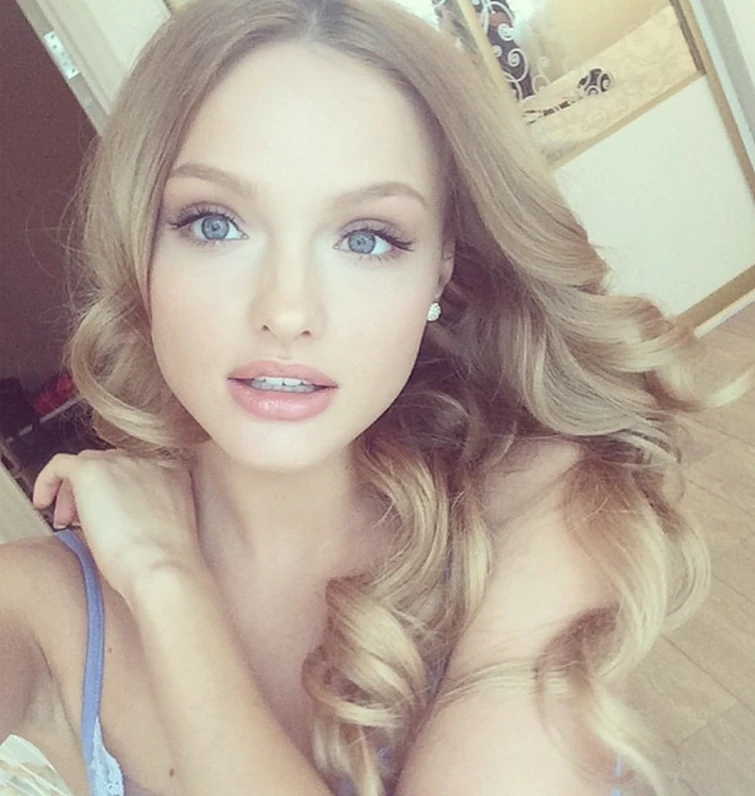 Rose Snow Divergent Fanon Wiki Fandom