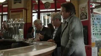 Gérard_Lanvin_est_fin_prêt_pour_la_saison_de_la_raclette_!_🧀_(Extrait_Épisode_3_S3)