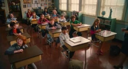 Diary-wimpy-kid-movie-screencaps.com-5388.jpg (238 KB) Shelly in class