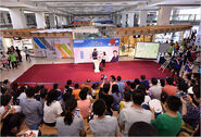 Kinney giving a talk at the Shenzhen Book Center, the last city on his tour.