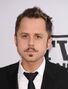 Dobló ocasionalmente a Giovanni Ribisi.