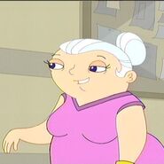 Nana Shapiro en Phineas y Ferb.