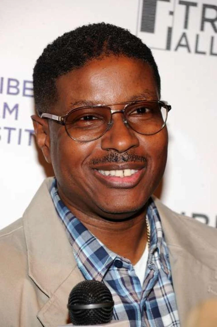 Christopher Martin | Doblaje Wiki | Fandom, image size:750x1127