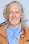 Fue la voz habitual de Clancy Brown.