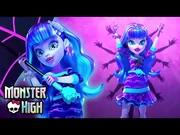 Fuera_de_las_Sombras,_video_musical_ft._Twyla_-_Monster_High™_Latino