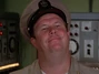 Mickey (Ned Beatty) en S.O.S. submarino nuclear.