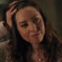 Karen Barclay (Aubrey Plaza) en El muñeco diabólico.