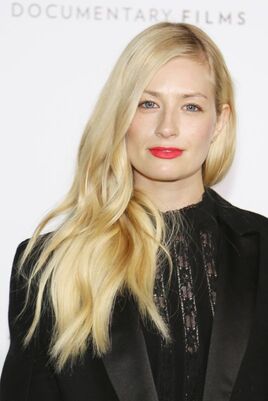 Beth-behrs-at-jane-premiere-in-hollywood-10-09-2017-6 thumbnail