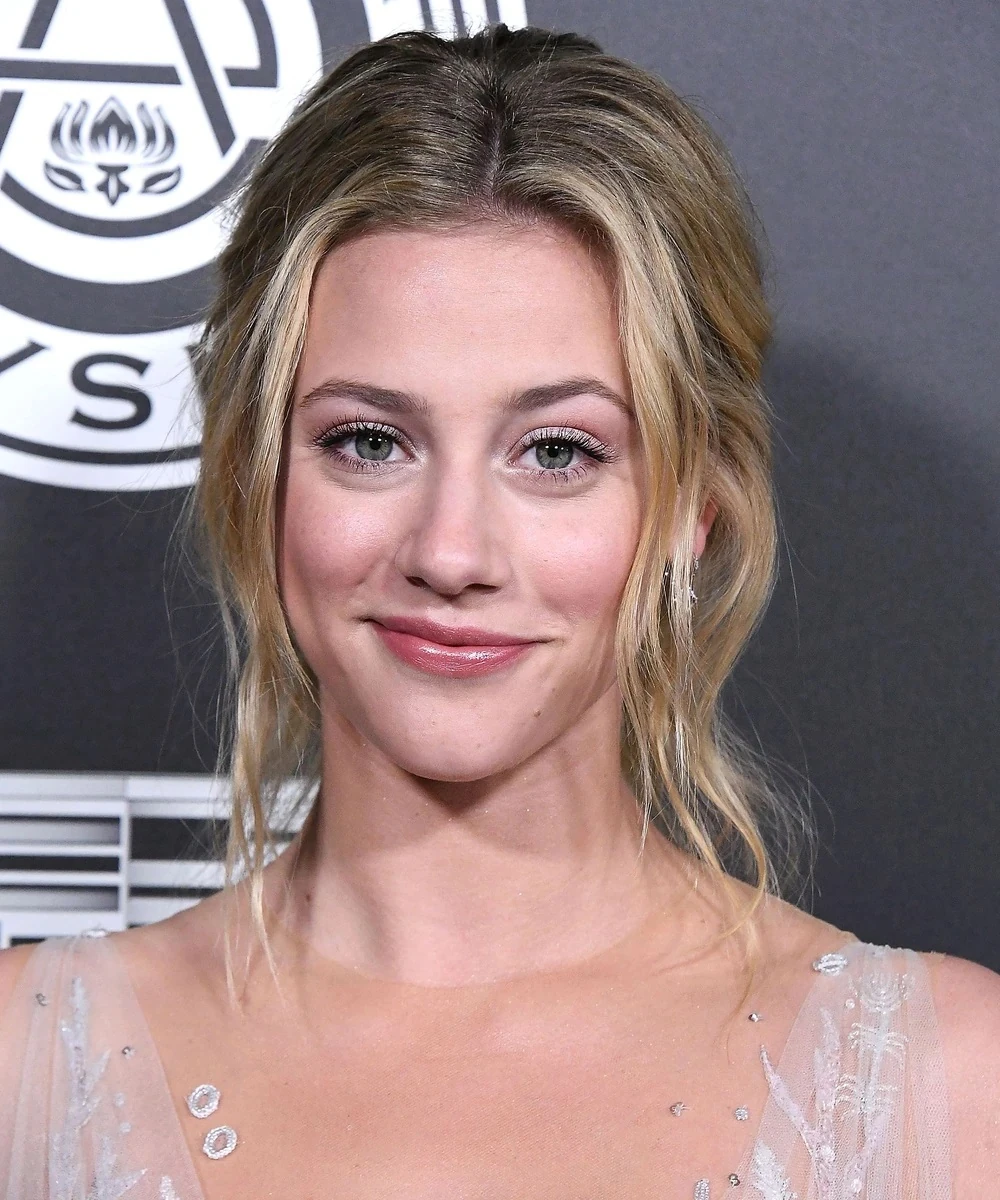 Lili Reinhart | Doblaje Wiki | Fandom