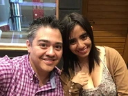 Dia1Foto8DBZLRFSusanaMoreno.jpg (106 kB) Foto Nº 8. Con Susana Moreno, voz de Mai.