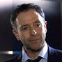 Bill Tanner (Michael Kitchen) en 007: GoldenEye.