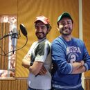 Nando Fortanell y Roberto Salguero durante la grabación de la canción de servicios de plomería Mario y Luigi.