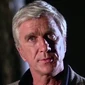 Leslie-nielsen-columbo-5x3-1a