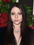 Voz recurrente de Michelle Trachtenberg.