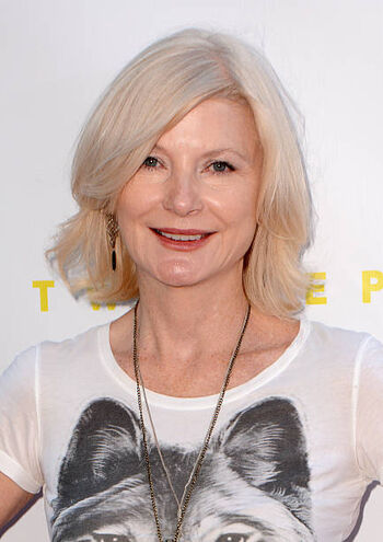 Beth Broderick 2015