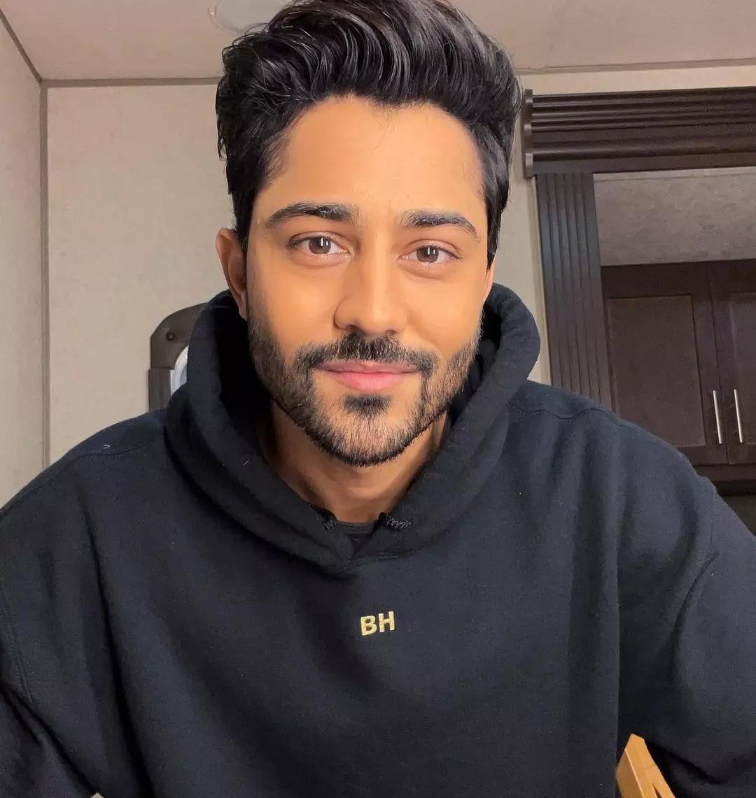 Manish Dayal Doblaje Wiki Fandom