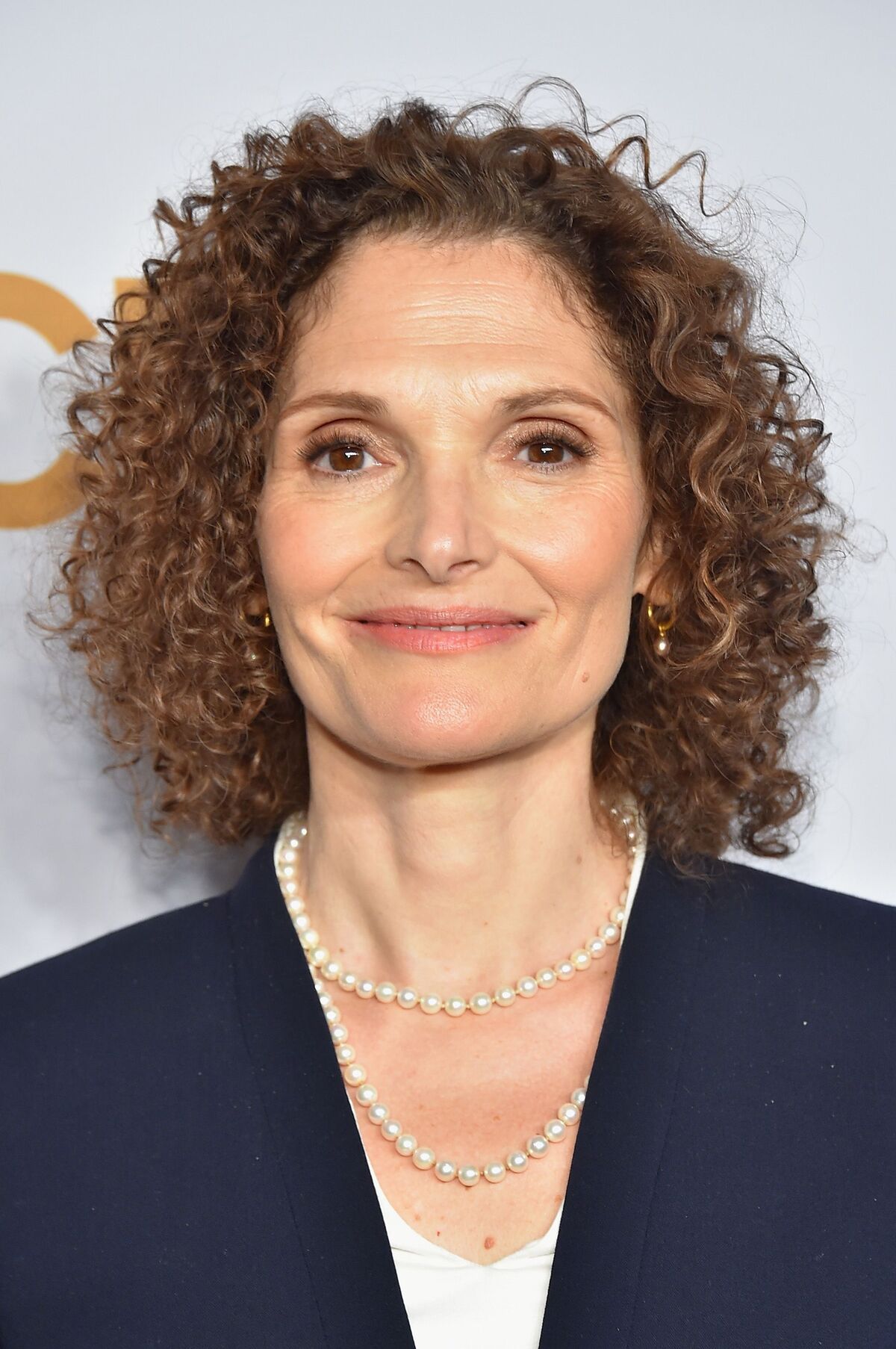 Mary Elizabeth Mastrantonio Disability