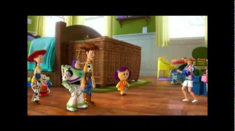 Toy Story Vacaciones en Hawai - Teaser Oficial del Corto de Disney Pixar
