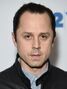 Voz recurrente de Giovanni Ribisi.