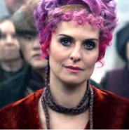 Moiracarnivalrow2.png (285 kB) Madame Moira en Carnival Row.