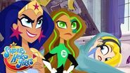 KaraTeCuida DC Super Hero Girls Latino America