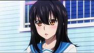 Fragmento de Strike the blood Latino