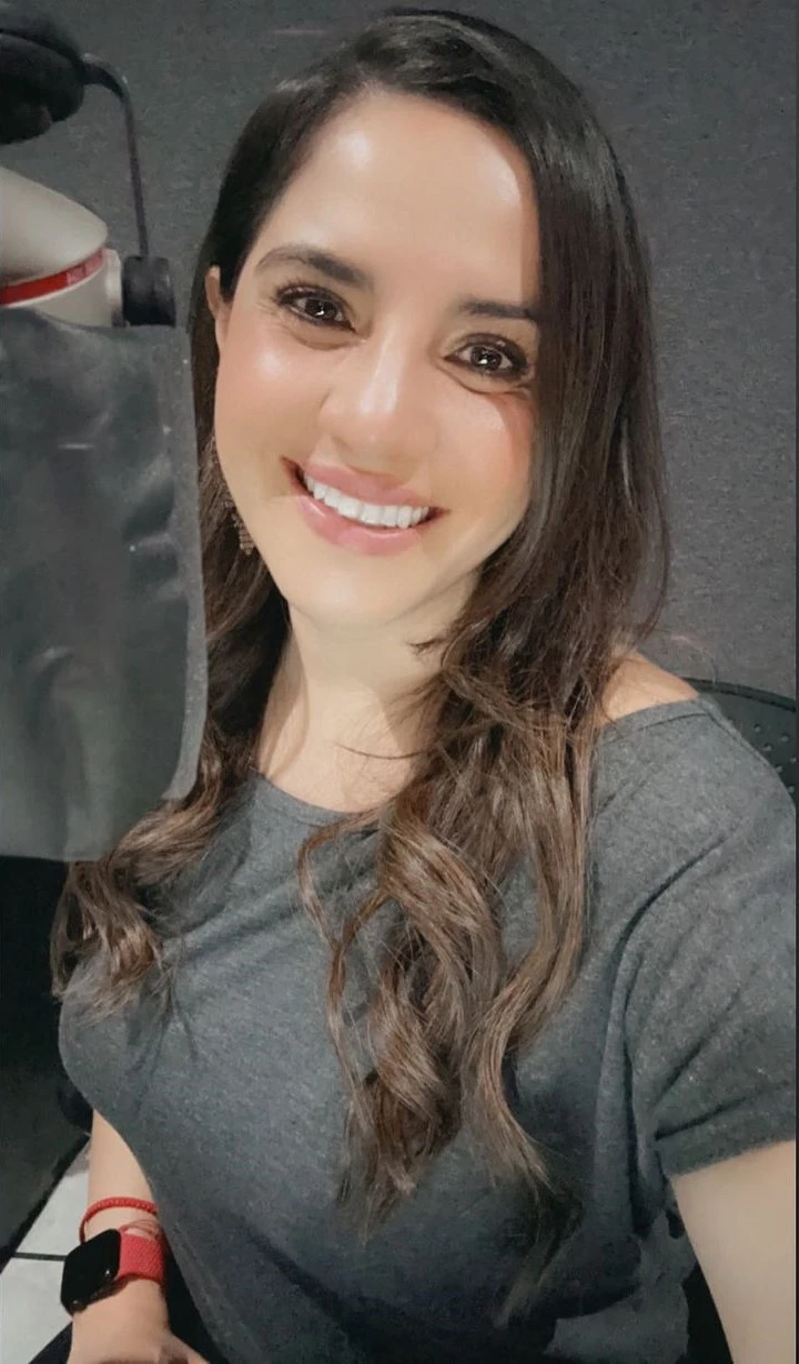 Feb 11, 2002; Hollywood, California, USA; Actor STUART TOWNSEND as Lestat \u0026  Late actress AALIYAH in the movie 'Queen of The Damned.'. (Credit Image:  Remi Agency Stock Photo - Alamy, image size:720x1228